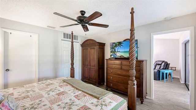 6129 HERITAGE LANE W 6129, Bradenton, FL 34209