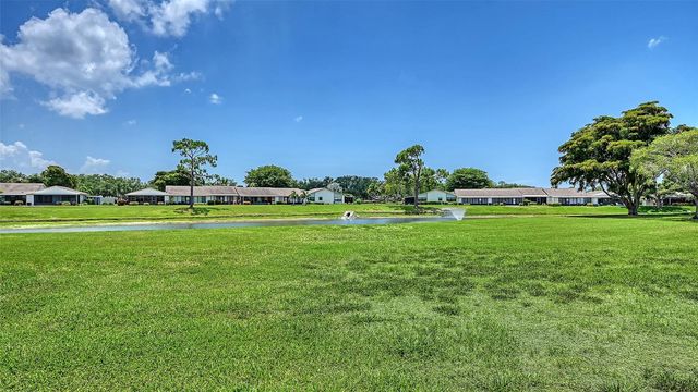 6129 HERITAGE LANE W 6129, Bradenton, FL 34209