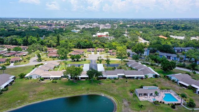 6129 HERITAGE LANE W 6129, Bradenton, FL 34209