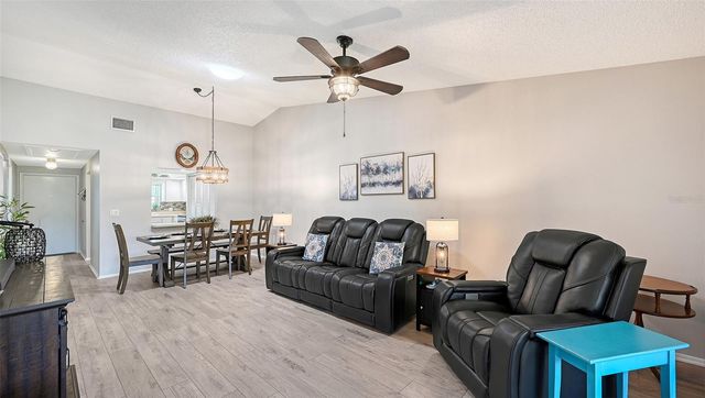 6129 HERITAGE LANE W 6129, Bradenton, FL 34209