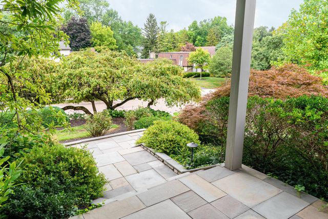 2484 Danvers Court, Columbus, OH 43220