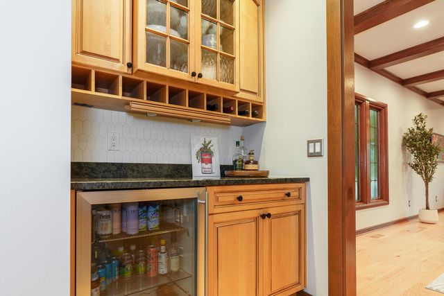 2484 Danvers Court, Columbus, OH 43220