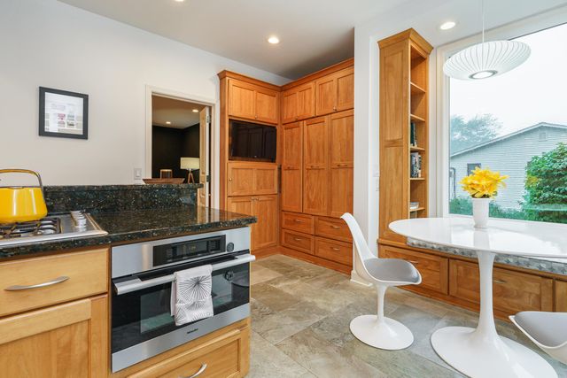 2484 Danvers Court, Columbus, OH 43220