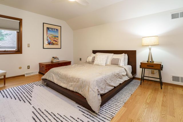 2484 Danvers Court, Columbus, OH 43220