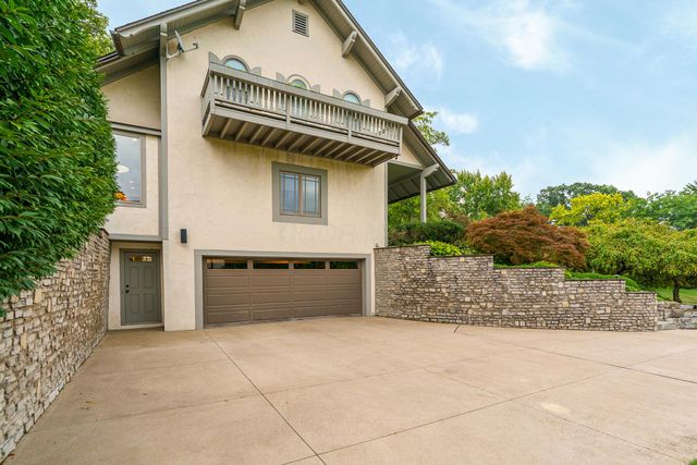 2484 Danvers Court, Columbus, OH 43220