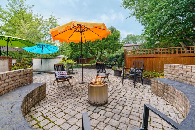 2484 Danvers Court, Columbus, OH 43220
