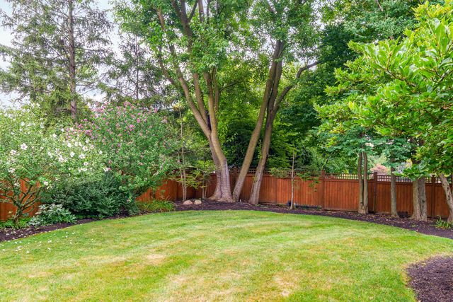 2484 Danvers Court, Columbus, OH 43220