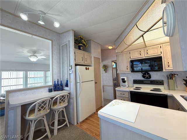 4740 Slash Pine WAY W, Estero, FL 33928