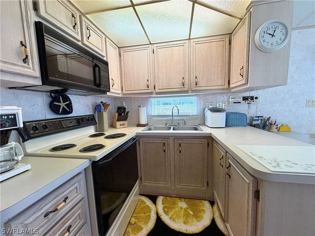 4740 Slash Pine WAY W, Estero, FL 33928