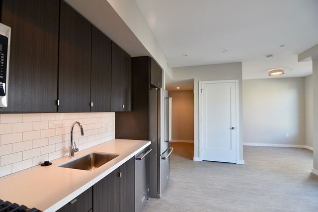 120 Savin Hill Ave 204, Boston, MA 02125