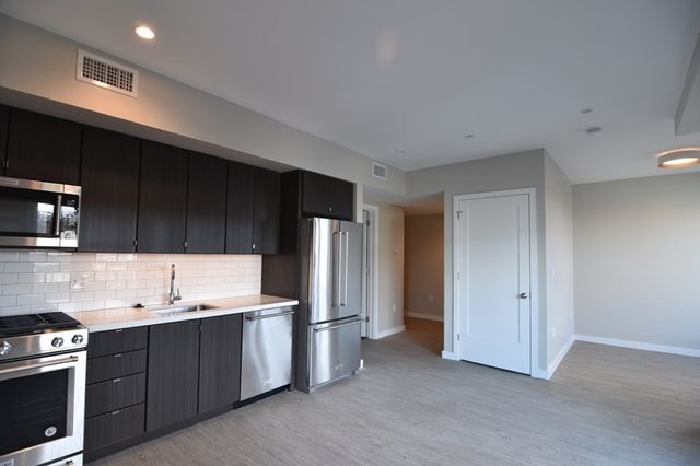 120 Savin Hill Ave 204, Boston, MA 02125