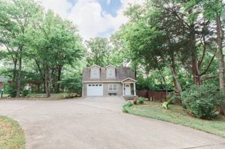 204 W Due West Ave Apt B, Madison, TN 37115