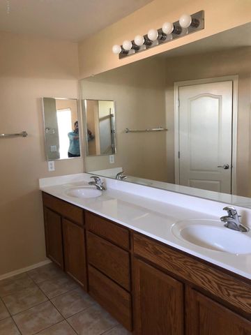 17480 W MAUNA LOA Lane, Surprise, AZ 85388