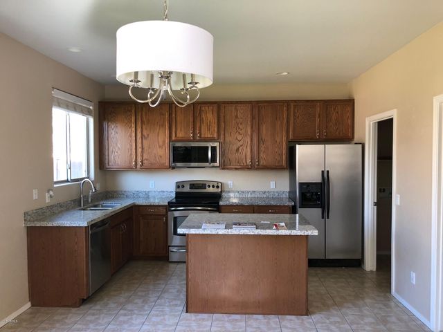 17480 W MAUNA LOA Lane, Surprise, AZ 85388