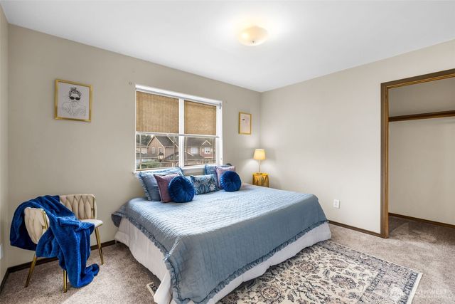 13308 108th Avenue E, Puyallup, WA 98374