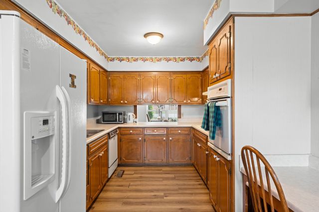 705 Dow Dr, Shelbyville, TN 37160