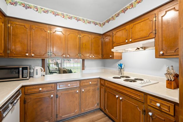 705 Dow Dr, Shelbyville, TN 37160