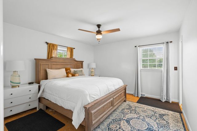 705 Dow Dr, Shelbyville, TN 37160