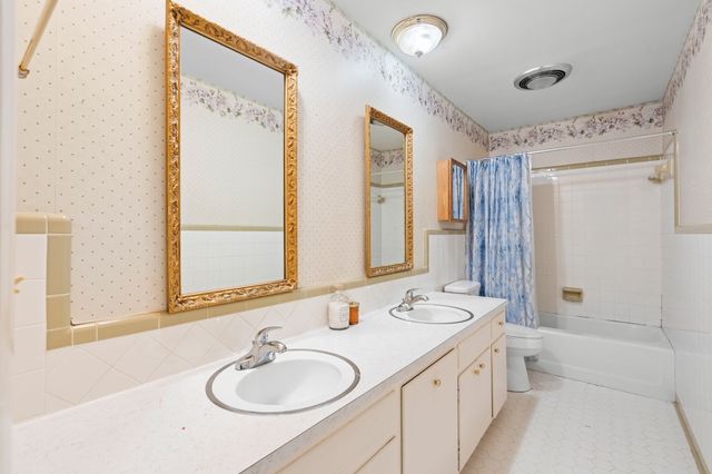 705 Dow Dr, Shelbyville, TN 37160