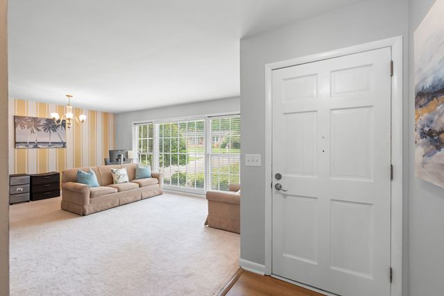 705 Dow Dr, Shelbyville, TN 37160