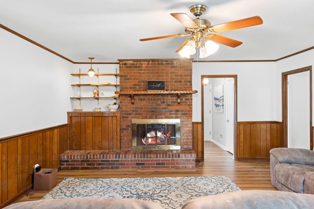 705 Dow Dr, Shelbyville, TN 37160
