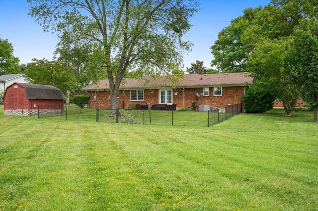 705 Dow Dr, Shelbyville, TN 37160