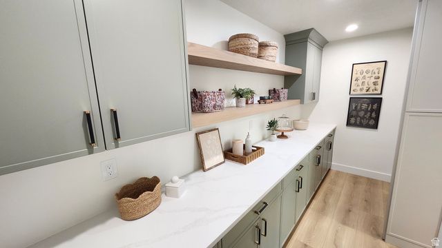 1972 E EVERLEIGH CIR, Sandy, UT 84093