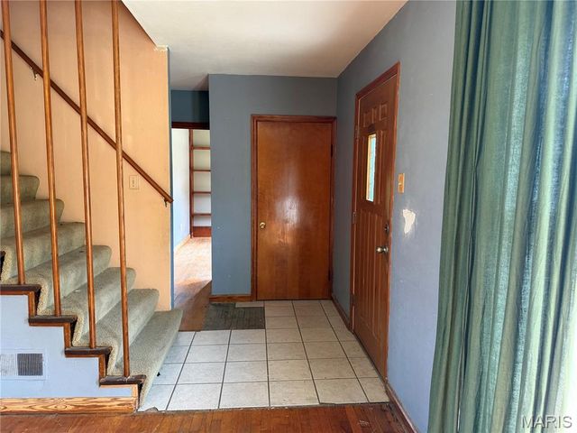 1246 Spring Drive, Herculaneum, MO 63048