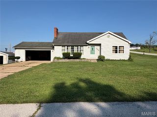 1246 Spring Drive, Herculaneum, MO 63048