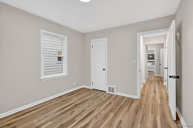 1511 Leonard Street, Grand Rapids, MI 49505