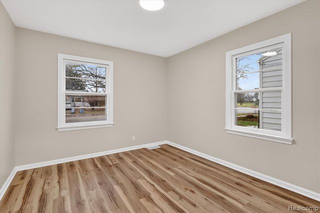 1511 Leonard Street, Grand Rapids, MI 49505