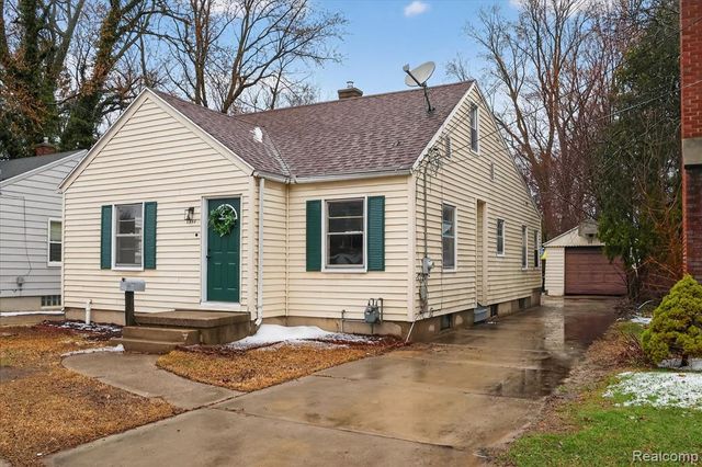 1511 Leonard Street, Grand Rapids, MI 49505