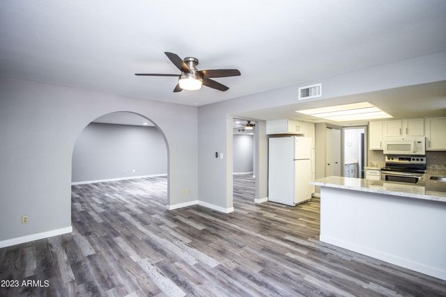6115 N 13TH Street, Phoenix, AZ 85014