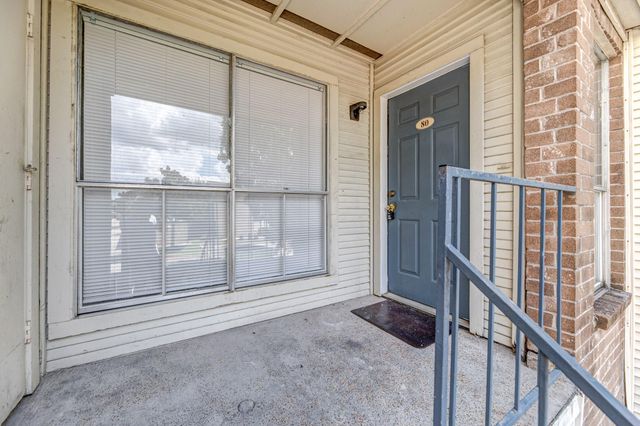 3900 Woodchase Drive 80, Houston, TX 77042