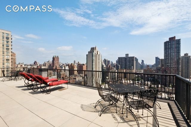 343 E 74th St Apt 5H, New York City, NY 10021