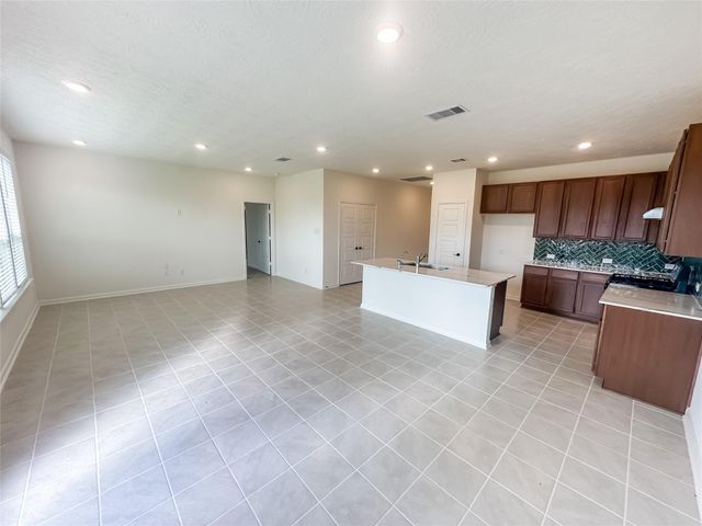 2012 Rebel Way, Alvin, TX 77511