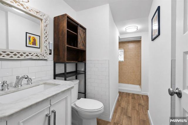 171 Grand Street, Jersey City, NJ 07302