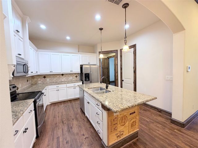 11351 Hilltop Road 105, Argyle, TX 76226