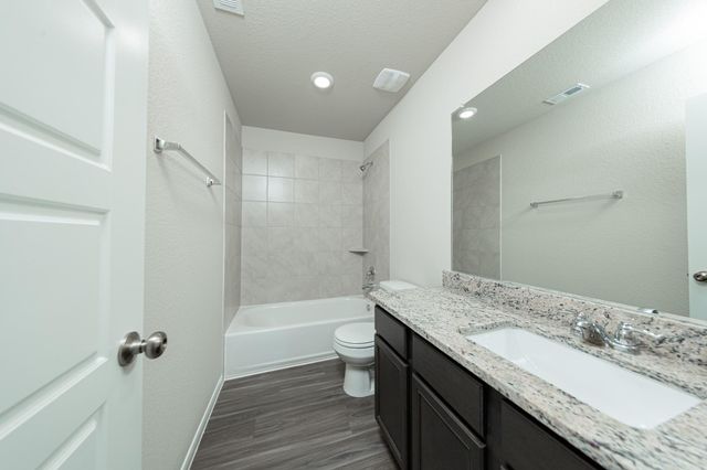 3038 Nickell Back Drive, Conroe, TX 77301