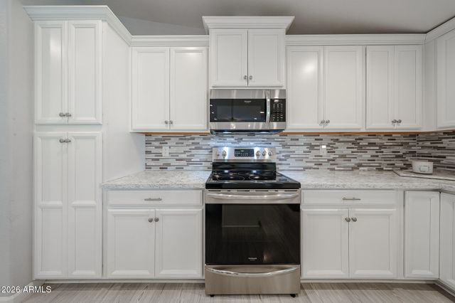 3901 E PINNACLE PEAK Road 275, Phoenix, AZ 85050