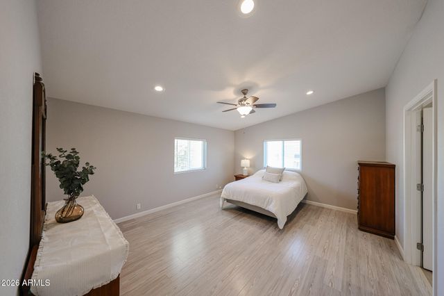 3901 E PINNACLE PEAK Road 275, Phoenix, AZ 85050