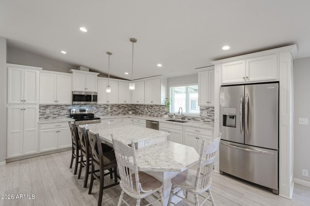 3901 E PINNACLE PEAK Road 275, Phoenix, AZ 85050