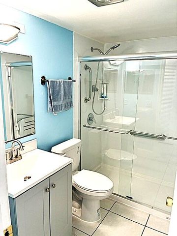 110 MARKHAM F 110, Deerfield Beach, FL 33442