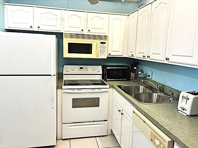 110 MARKHAM F 110, Deerfield Beach, FL 33442