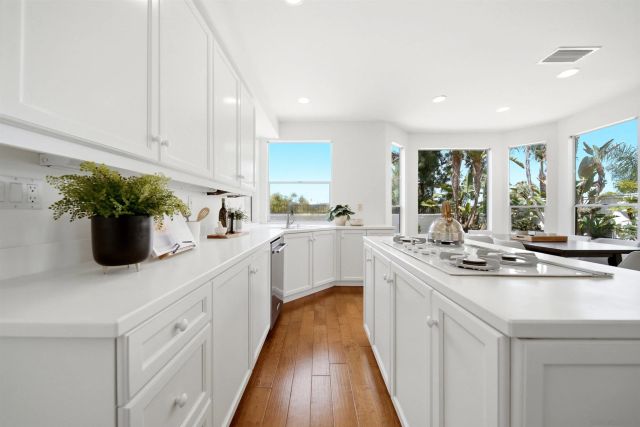 12797 Jordan Ridge Ct, San Diego, CA 92130