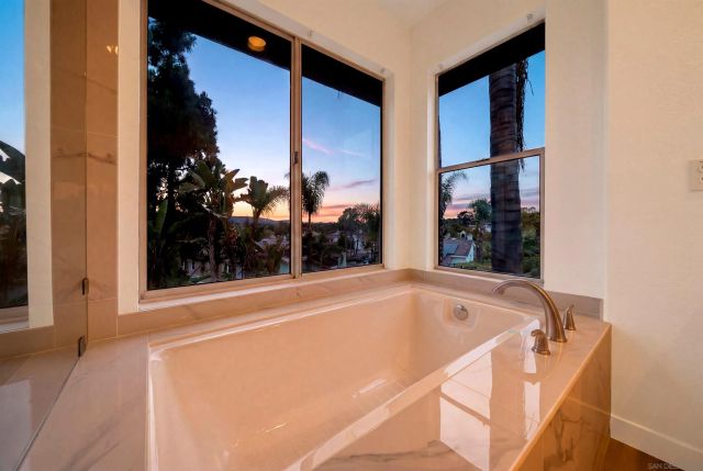 12797 Jordan Ridge Ct, San Diego, CA 92130