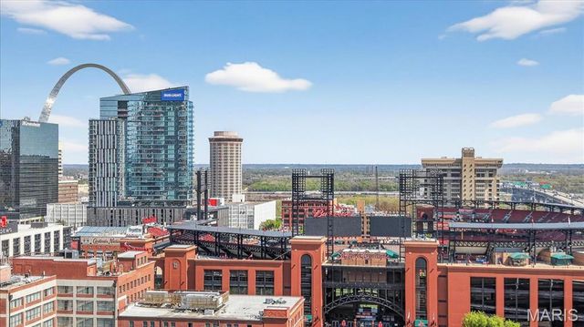 1004 Spruce Street 417, St Louis, MO 63102