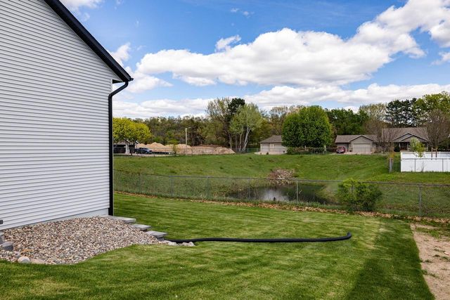 717 Tamarack TRAIL, Holmen, WI 54636
