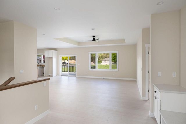 717 Tamarack TRAIL, Holmen, WI 54636