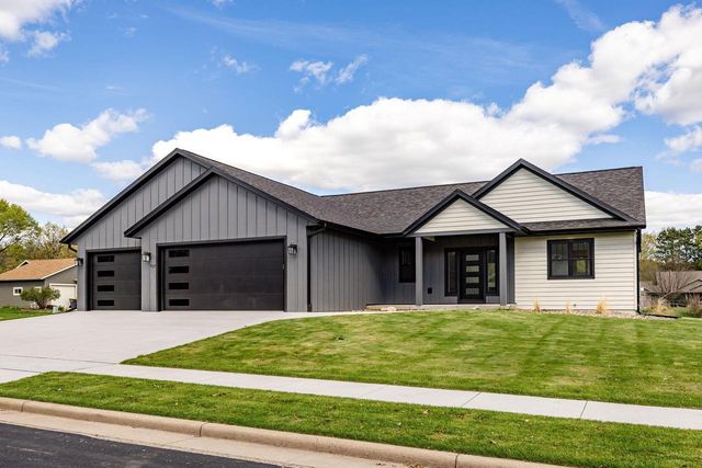 717 Tamarack TRAIL, Holmen, WI 54636